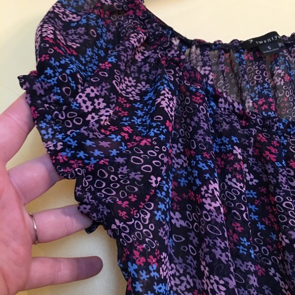 Forever Twenty-one Chiffon Short Sleeve Blouse S - Picture 11 of 12